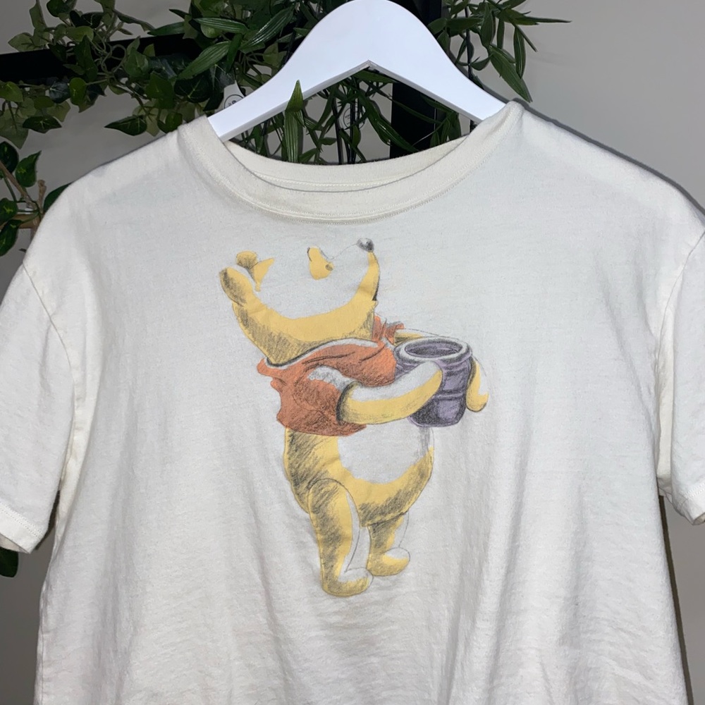 Disney cropped Winnie the Poo T shirt